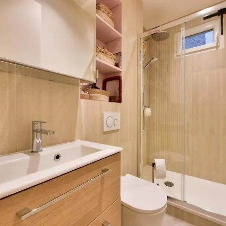 Charming For 4 In Arc De Triomphe - 17th Arrondissement *