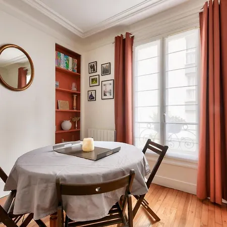 Apartman Charming For 4 In Arc De Triomphe - 17th Arrondissement Párizs
